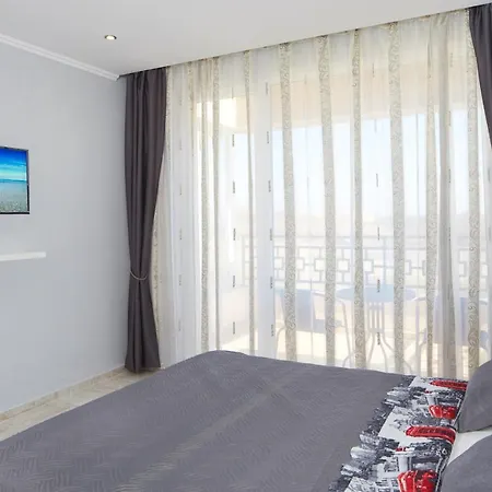 Niko's Deluxe Apartmán *