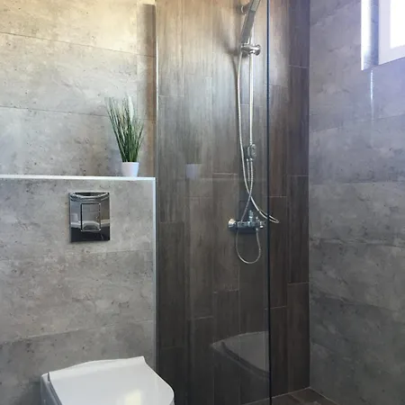 Niko's Deluxe Apartmán *